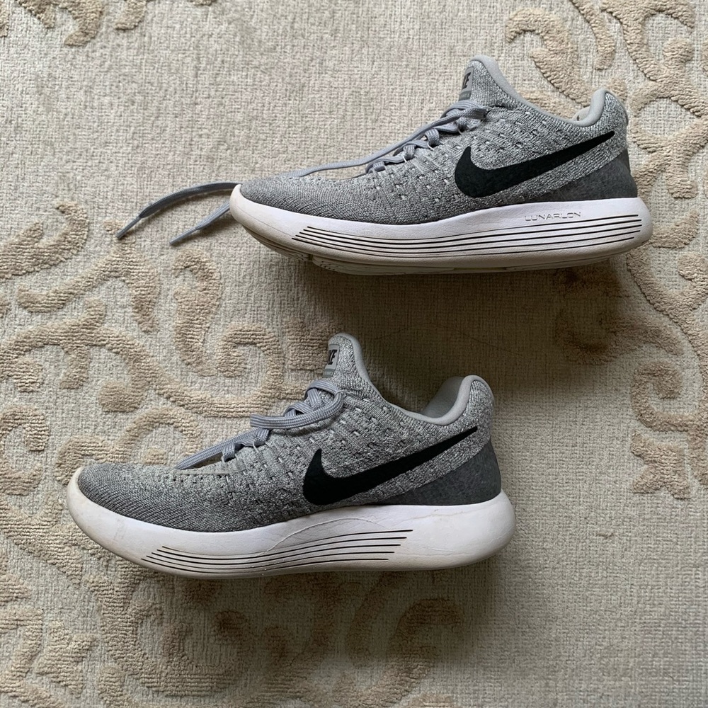 Nike Sneaker
